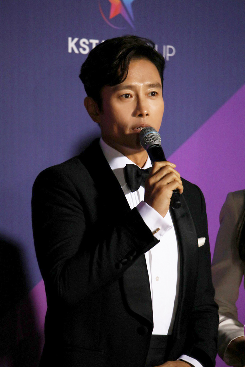 僕を1歳でも若く」これぞスターの余裕！？イ・ビョンホンの貫録